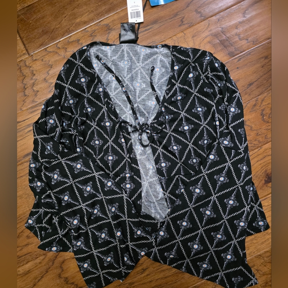 Hot Topic Black and White Patterned Women's Cardigan Crimes of Dvlumbledore sz 3